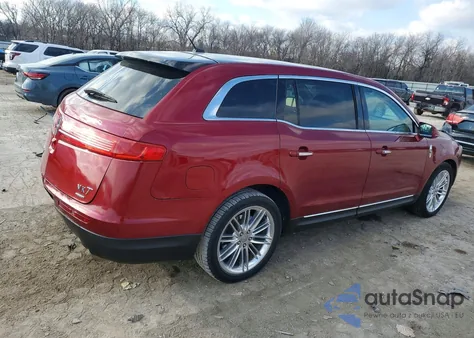 2013 Lincoln Mkt z USA, uszkodzony, nr VIN 2LMHJ5AT9DBL57087